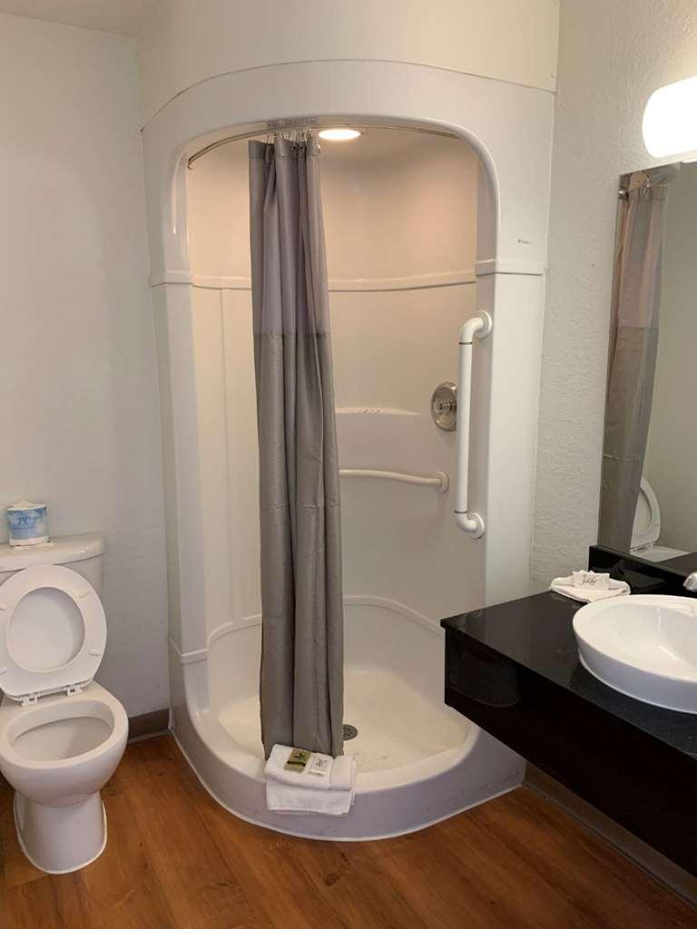 Hotel Vagabond Sylmar 2*